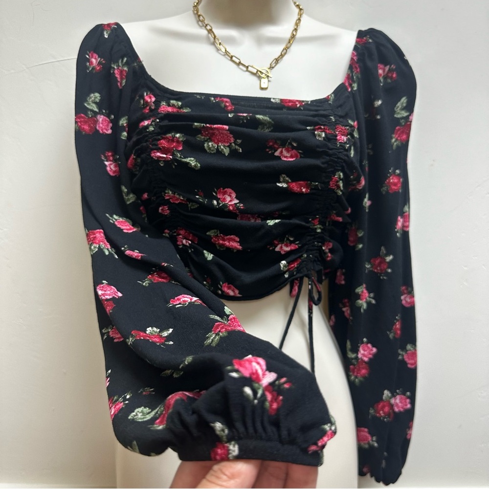 🌹🌹 Spring super cute top size S - Picture 7 of 7